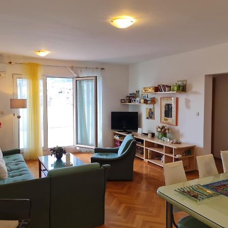 Apartment Silva, 50M From Beach Makarska Exterior photo