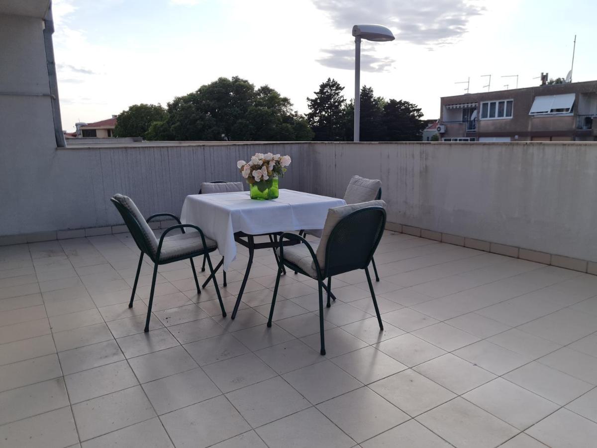 Apartment Silva, 50M From Beach Makarska Exterior photo